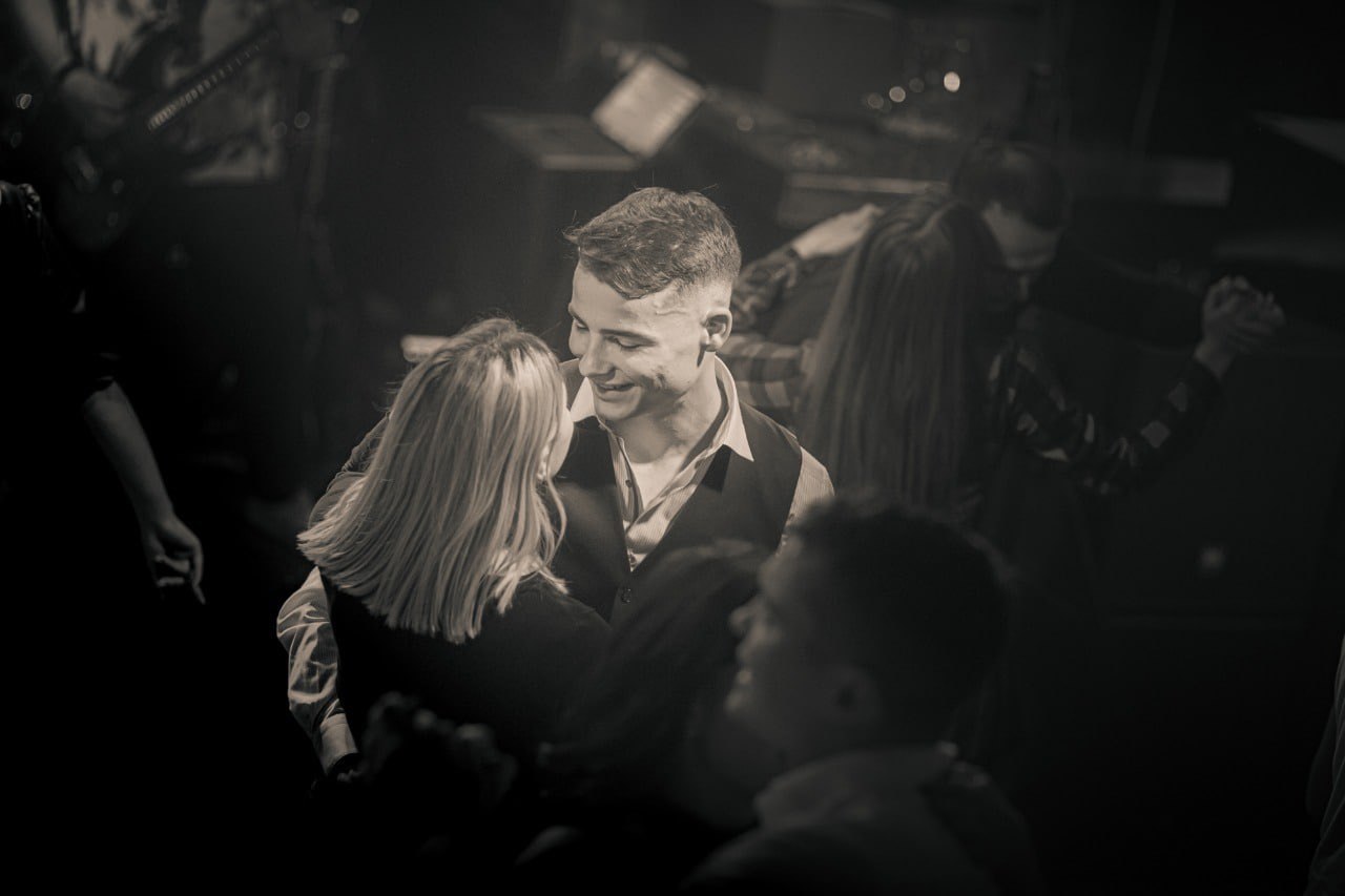 Первая встреча